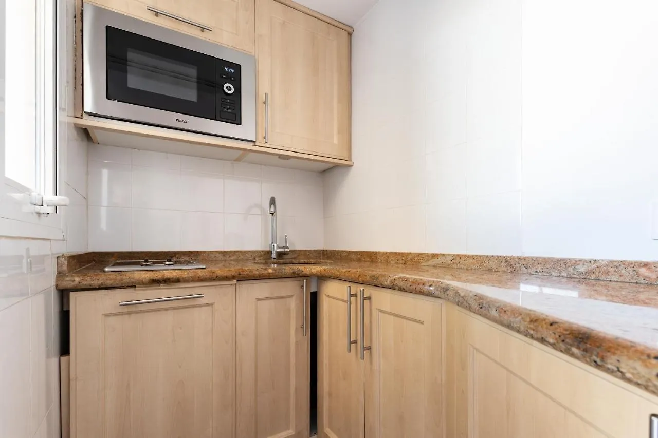 Pyr Studio Apartment Fuengirola