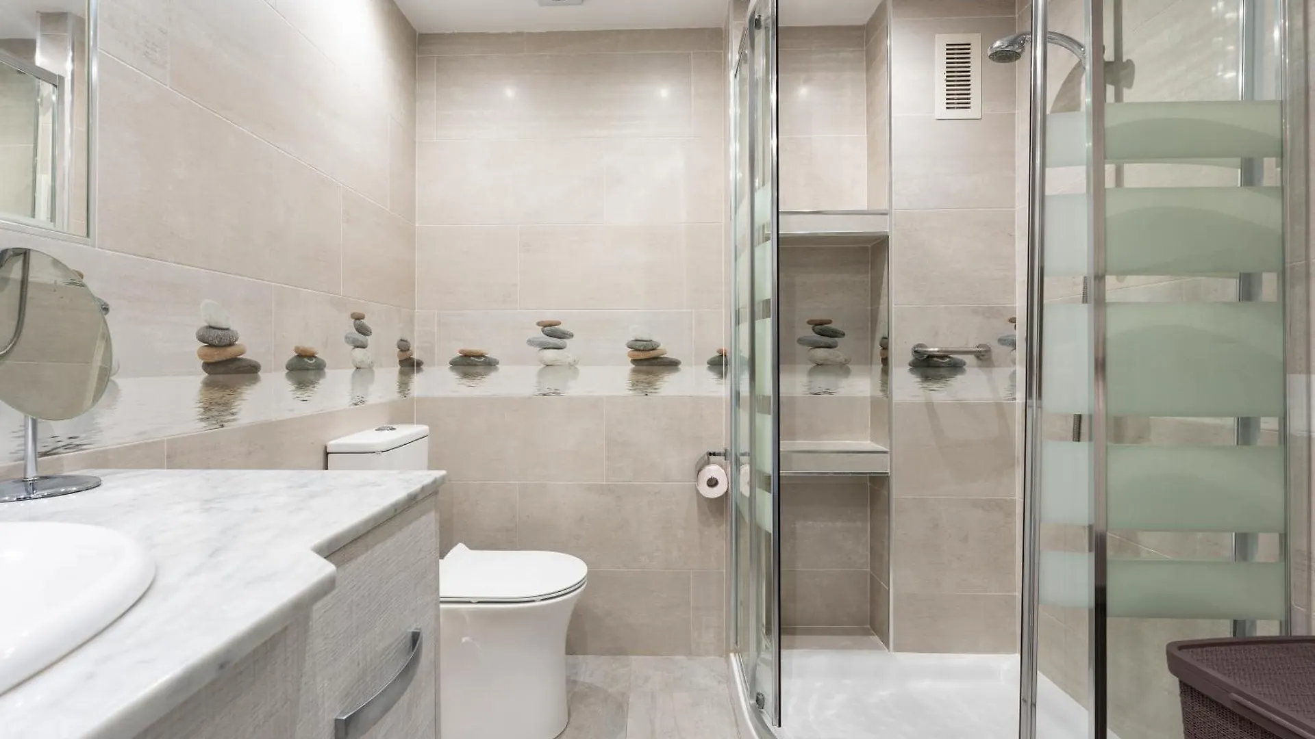 Pyr Studio Apartment Fuengirola Spain