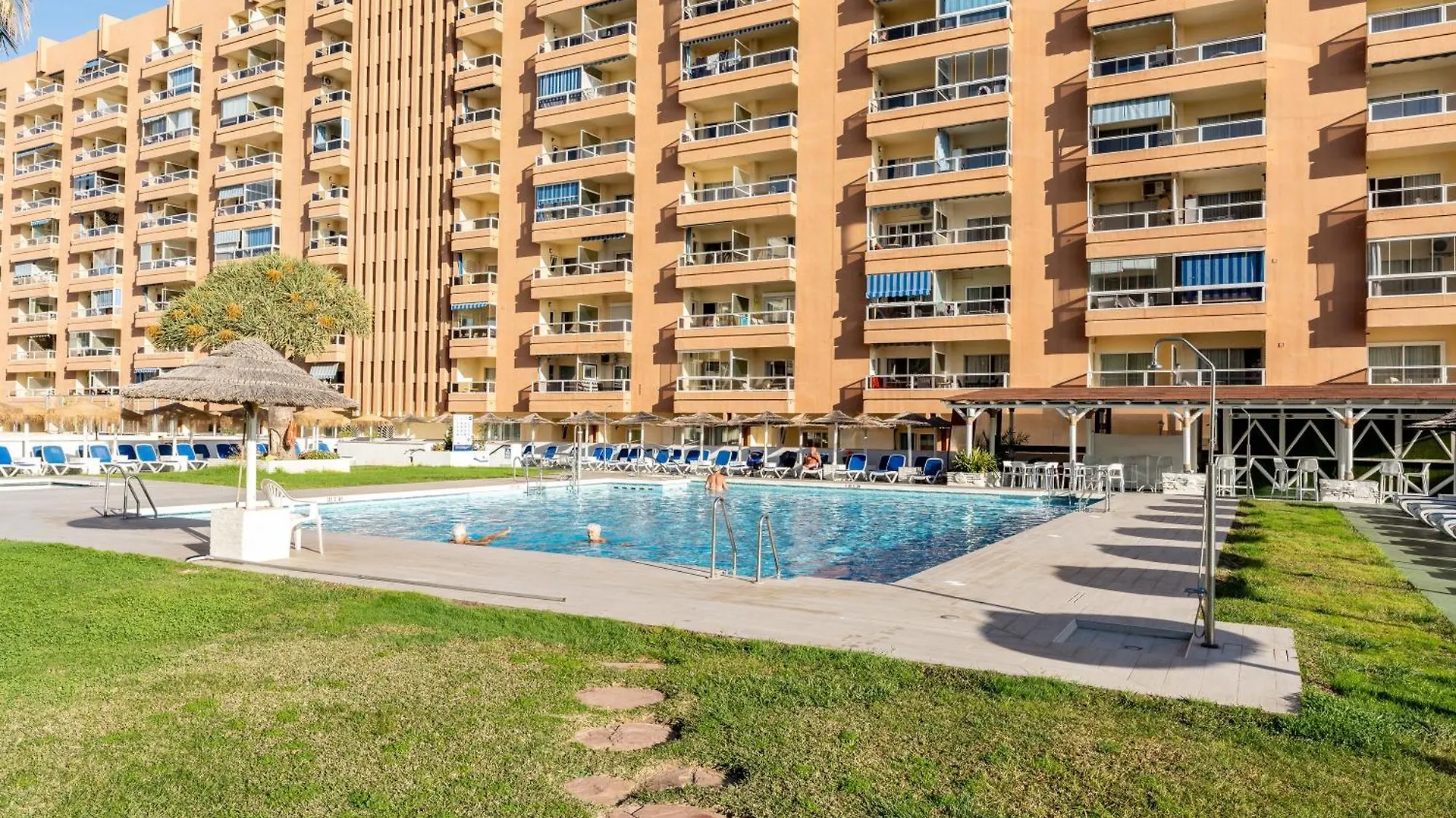 Pyr Studio Apartment Fuengirola
