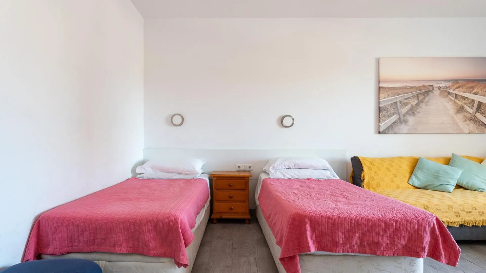 Pyr Studio Apartment Fuengirola