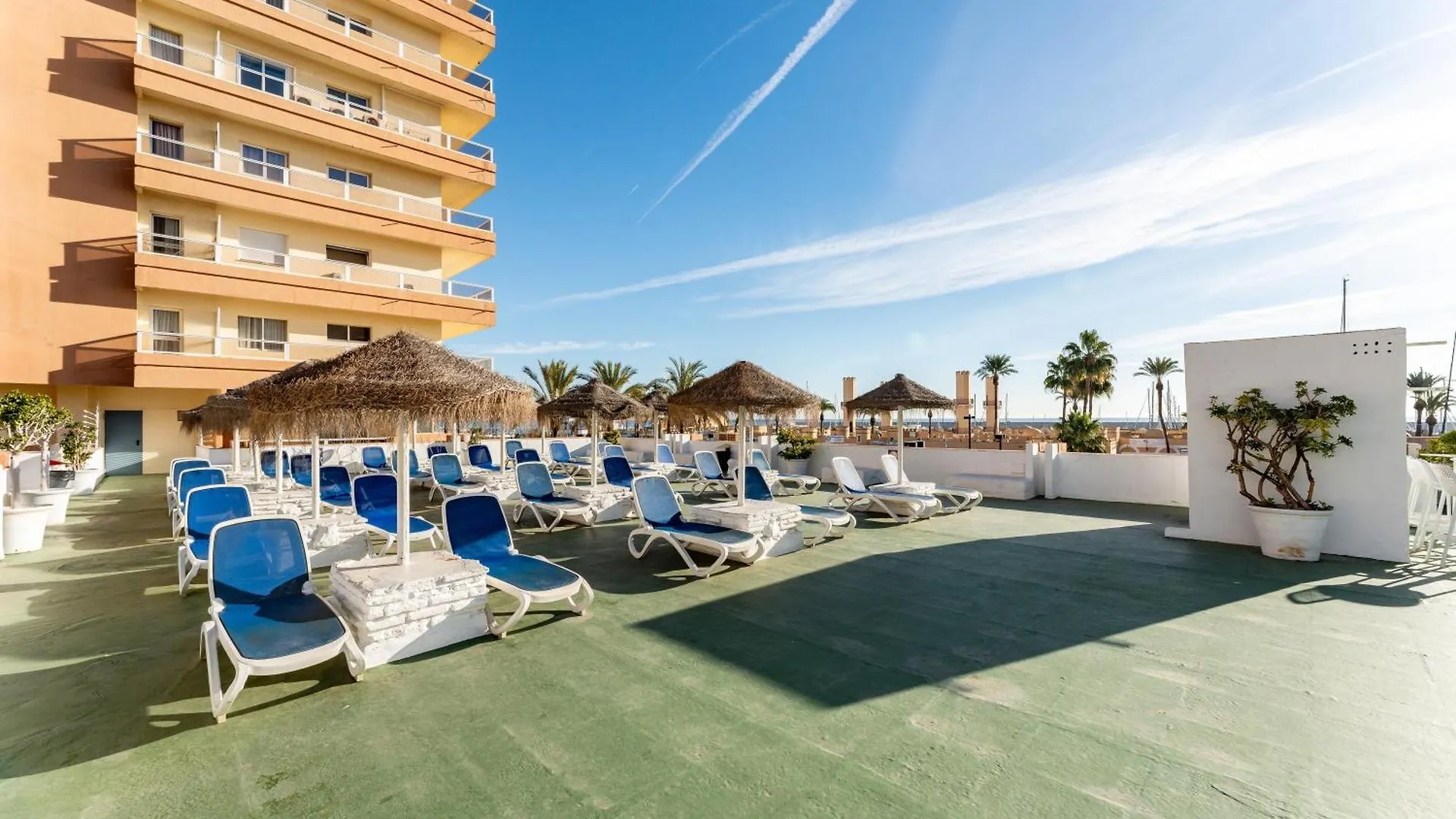 Pyr Studio Apartment Fuengirola